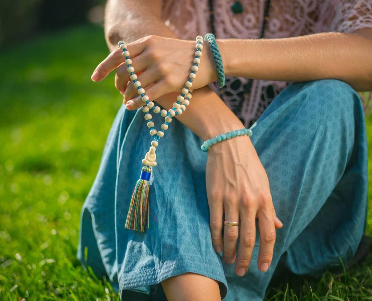 How to Use Mala Beads A Step-by-Step Guide to Mala Meditation